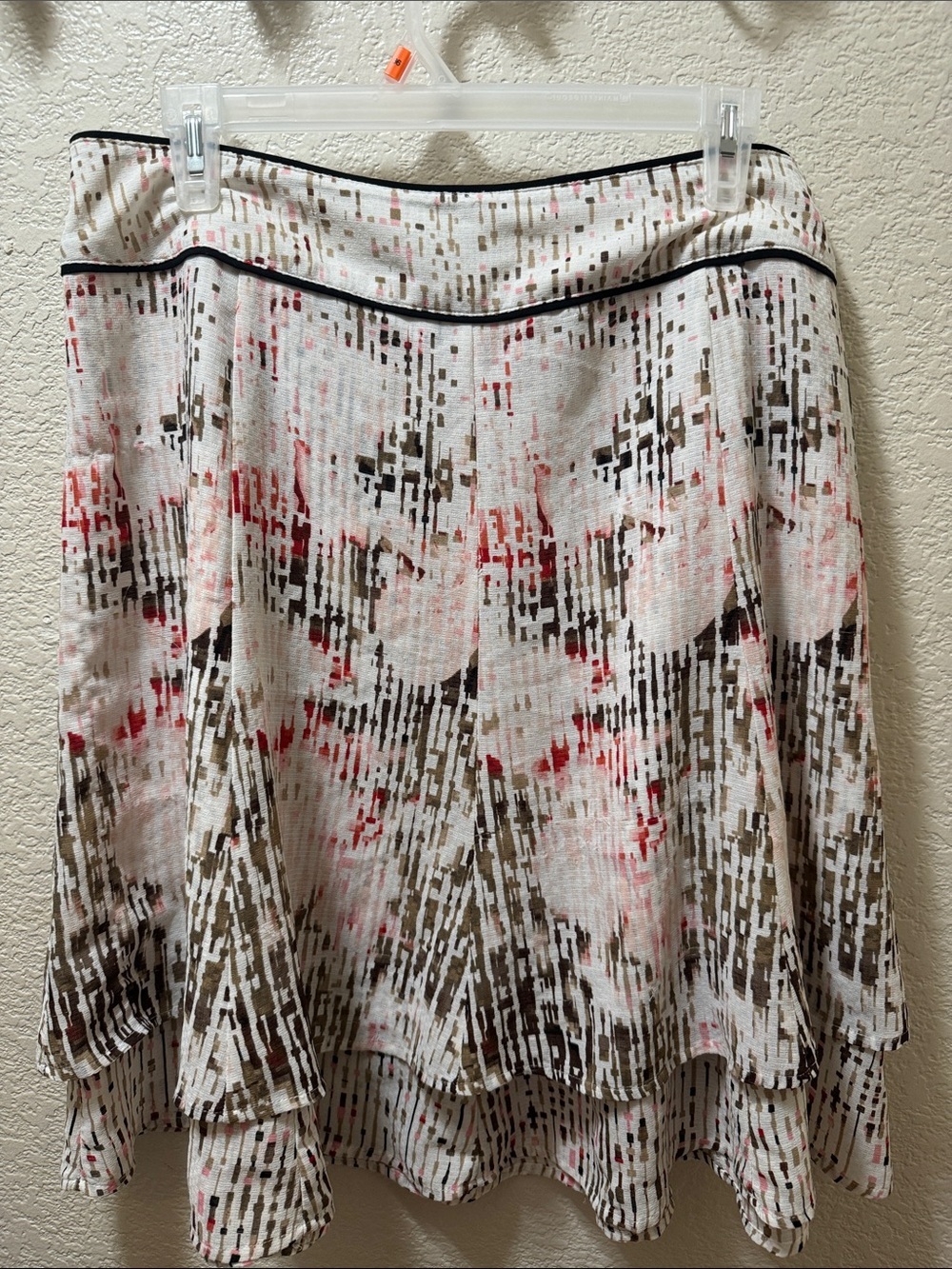 White House Black Market Cream Skirt with Pink and Brown Abstract Print size 10